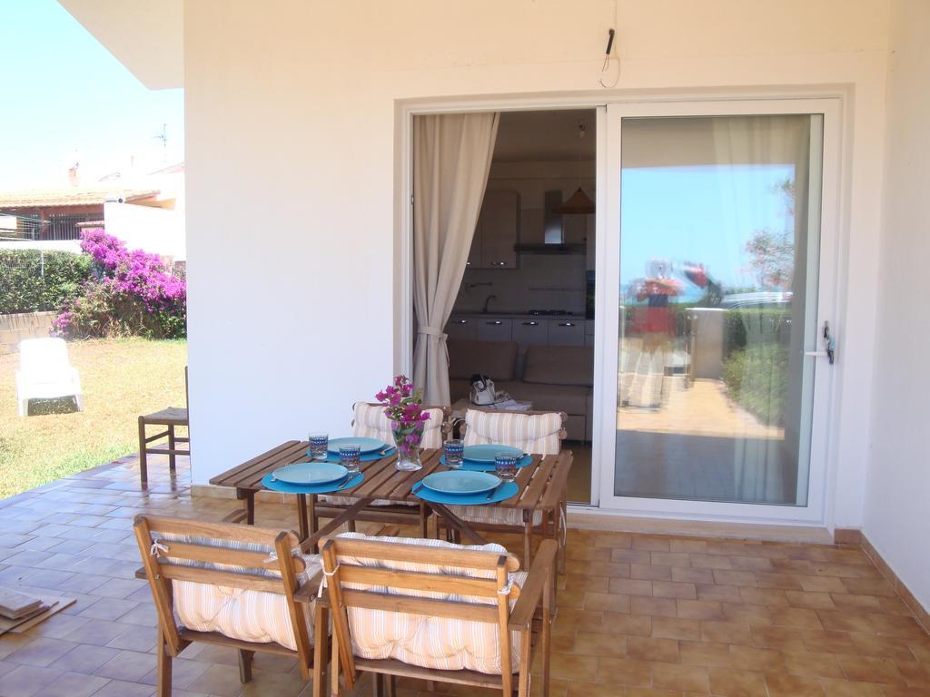 Cala Vigliena Il Sole Negli Occhi Villa Punta Braccetto Szoba fotó