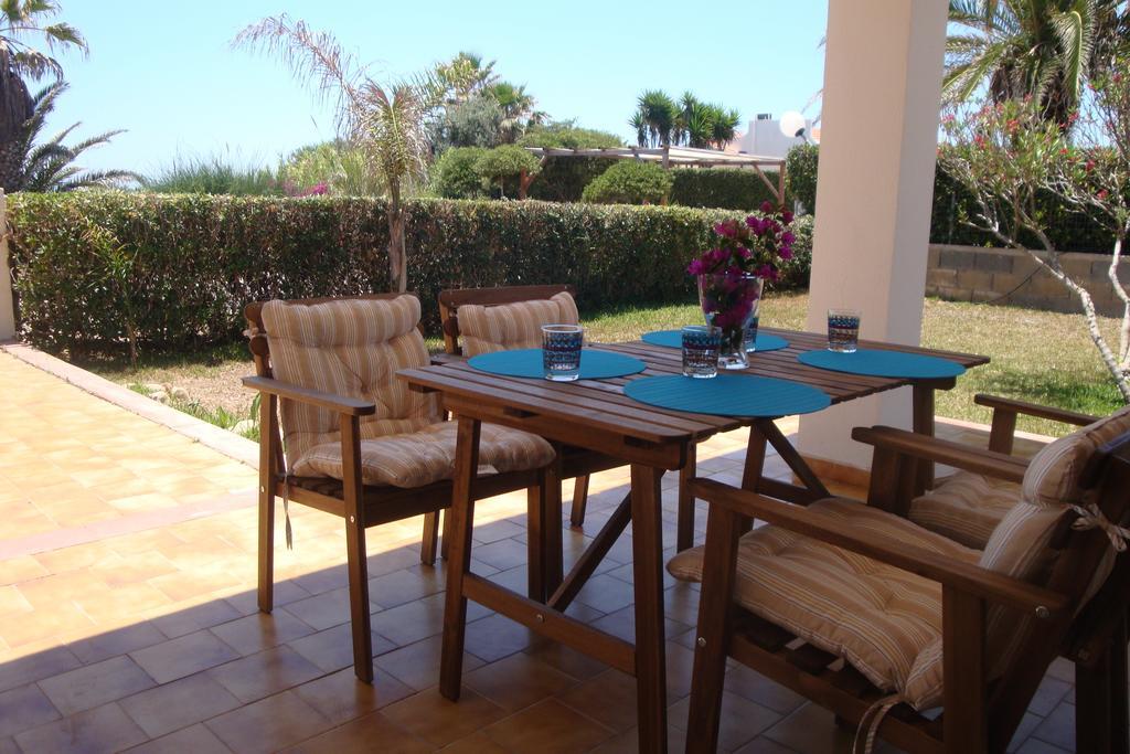 Cala Vigliena Il Sole Negli Occhi Villa Punta Braccetto Szoba fotó
